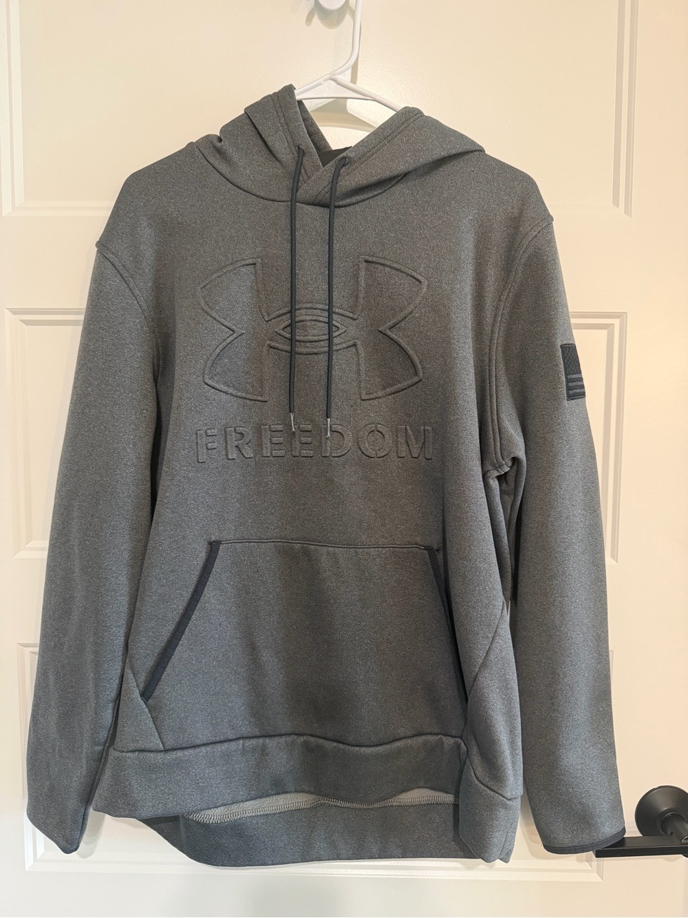 Under Armour Men's Freedom Pullover Hoodie - Charcoal Gray- Medium